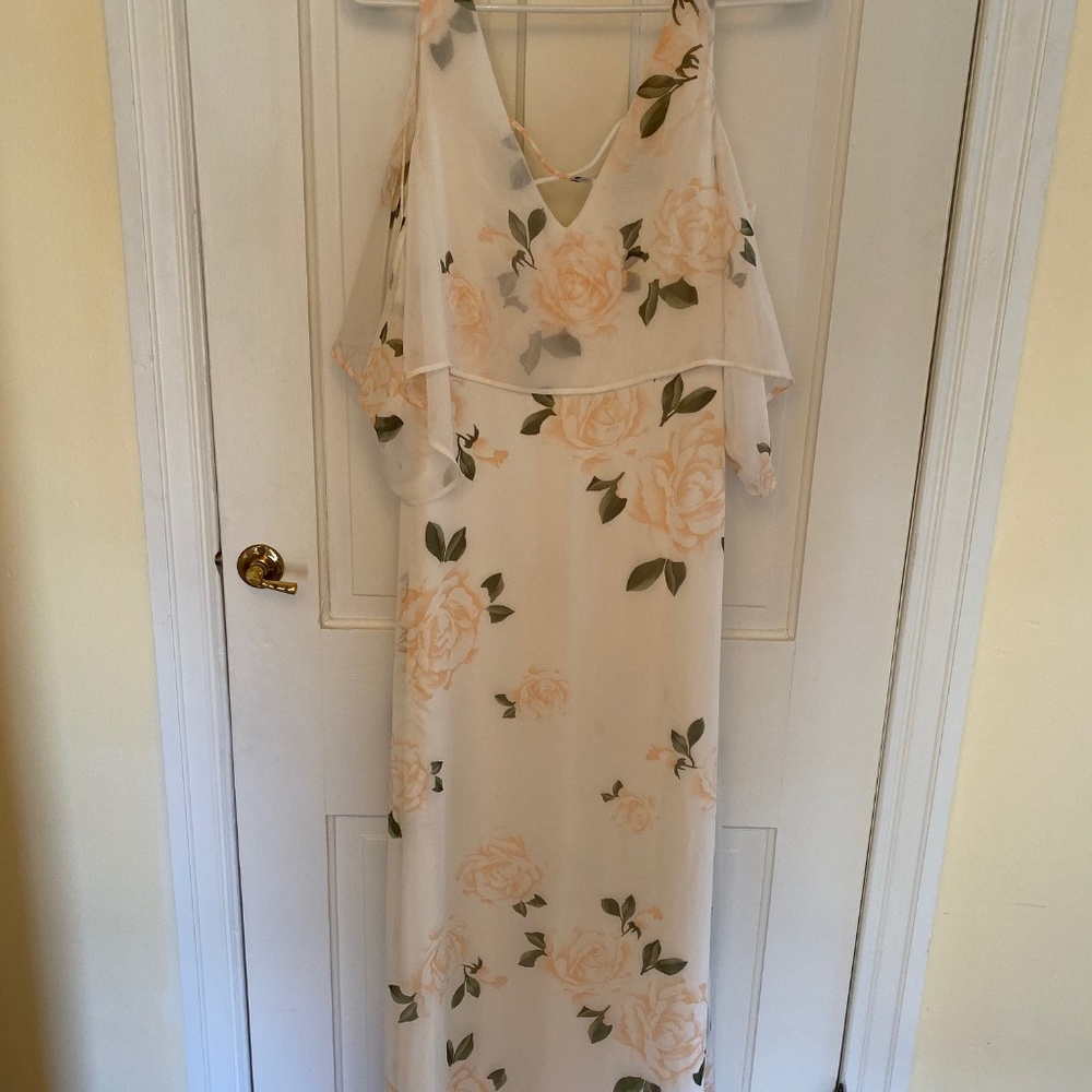 Popular white floral dress from Lulu's